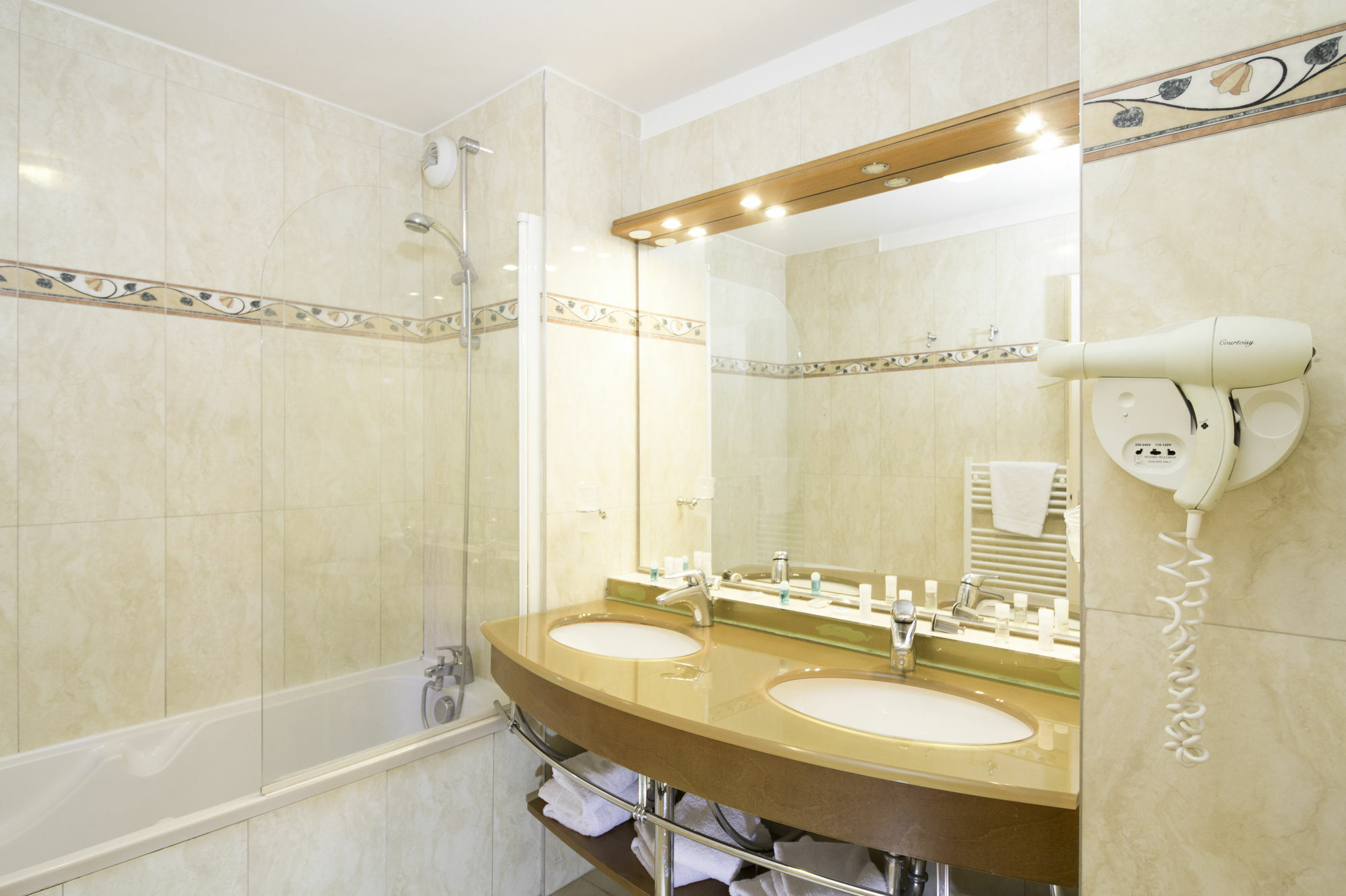 Aparthotel Adonis Excellior Grand Geneve Veigy-Foncenex Exteriér fotografie